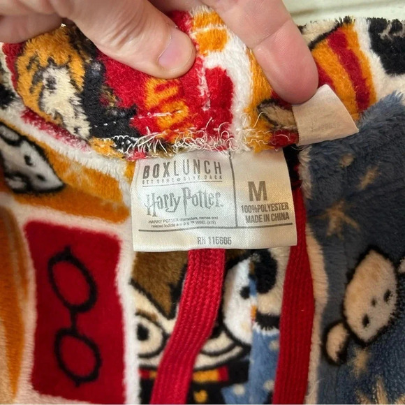 Harry Potter Box Lunch Pajama Bottoms Women's Size Medium - Picture 3 of 5